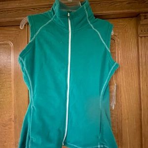 Everlast women’s Fleece Vest Size M
